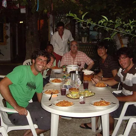 Guest house Versalles *