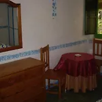Konukevi Versalles Alicante
